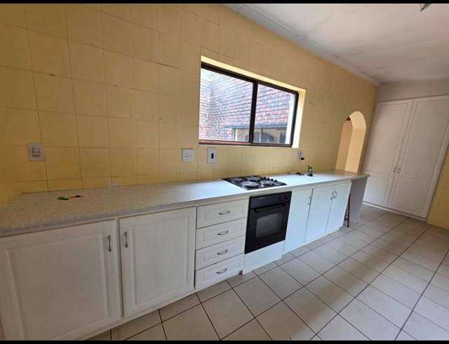 4 BEDROOM HOUSE FOR SALE IN BEDFORDVIEW